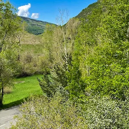 Upscale Mountain Living Villa
